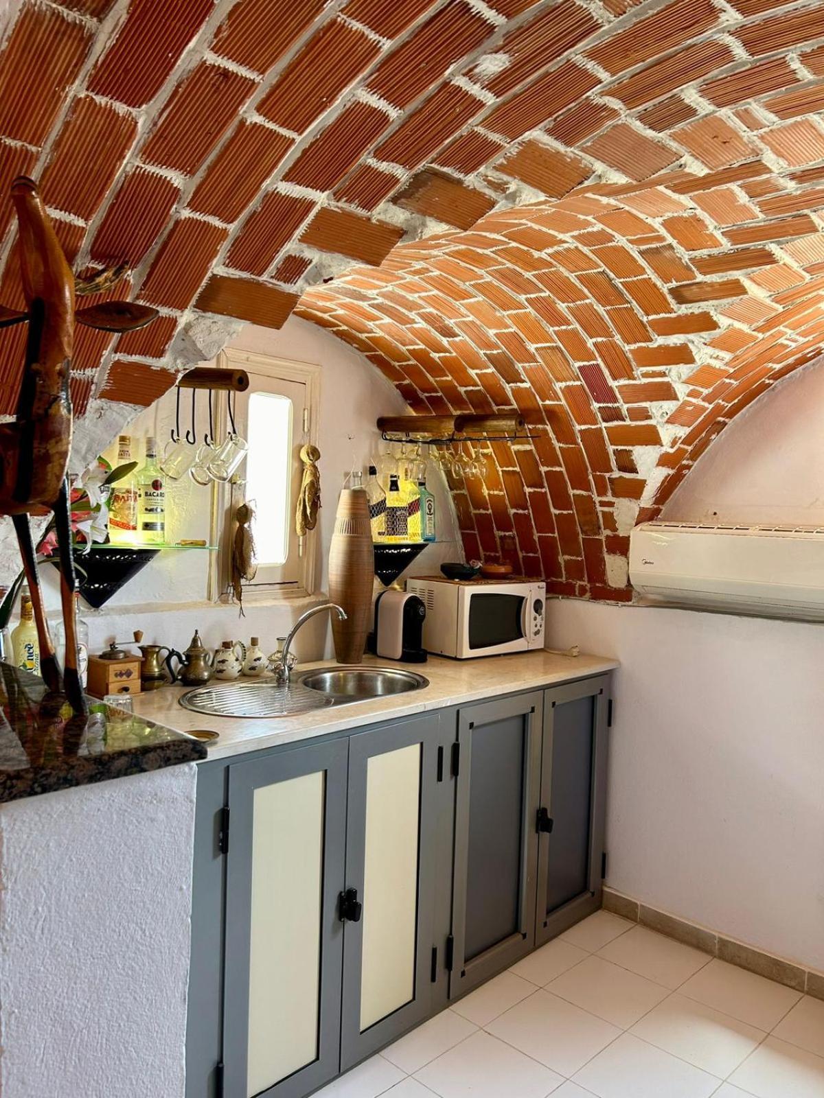 L'Artisan Hotel Harqalah Ngoại thất bức ảnh
